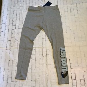 Nike yoga leggings pants gray medium Just Do It NWT